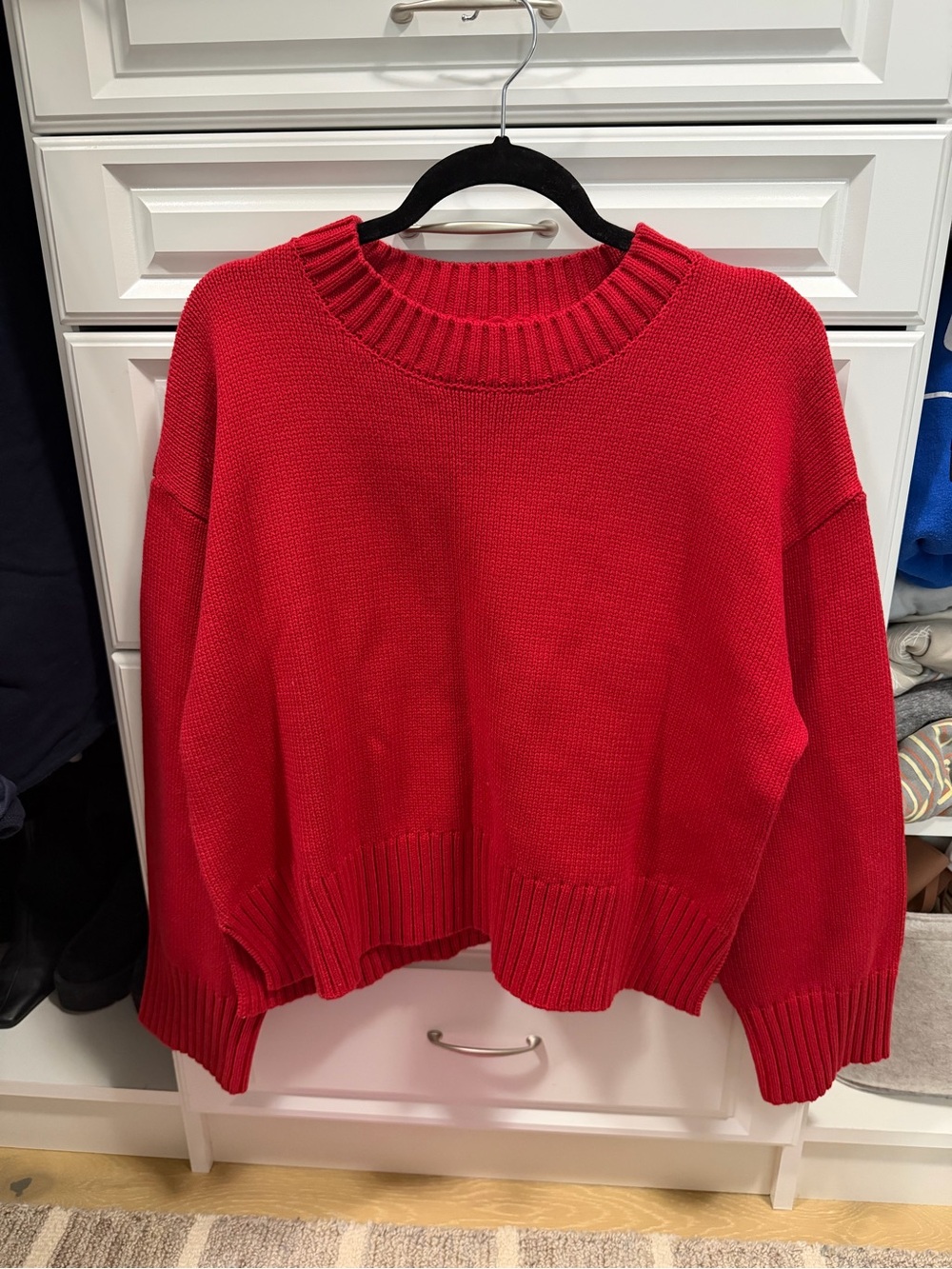 Women’s Red Crewneck Knit Sweater - All Row Size Large